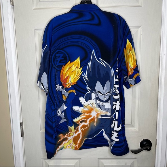 VINTAGE DRAGONBALL Z ANIME VEGETA ALL OVER BUTTON DOWN Sz M - Picture 7 of 7